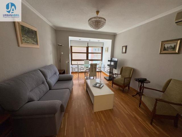 Piso en alquiler en Mercat, l'Alacantí