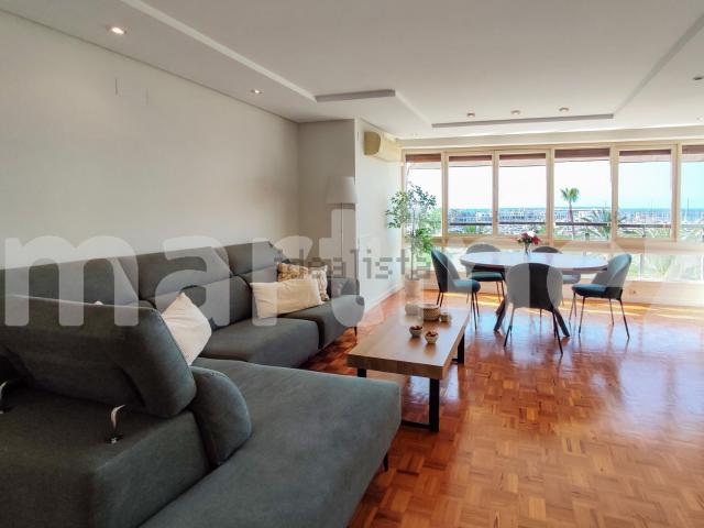 Piso en alquiler en Casco Antiguo - Santa Cruz - Ayuntamiento, l'Alacantí