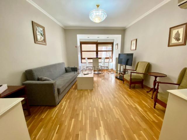 Piso en alquiler en Mercat, l'Alacantí