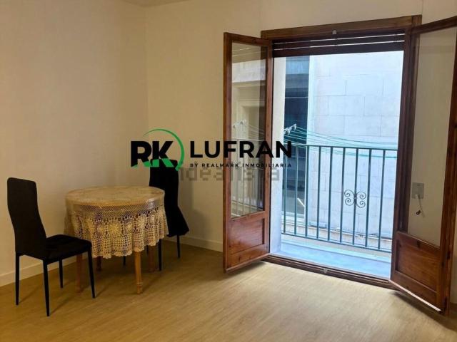 Piso en alquiler en Casco Antiguo - Santa Cruz - Ayuntamiento, l'Alacantí