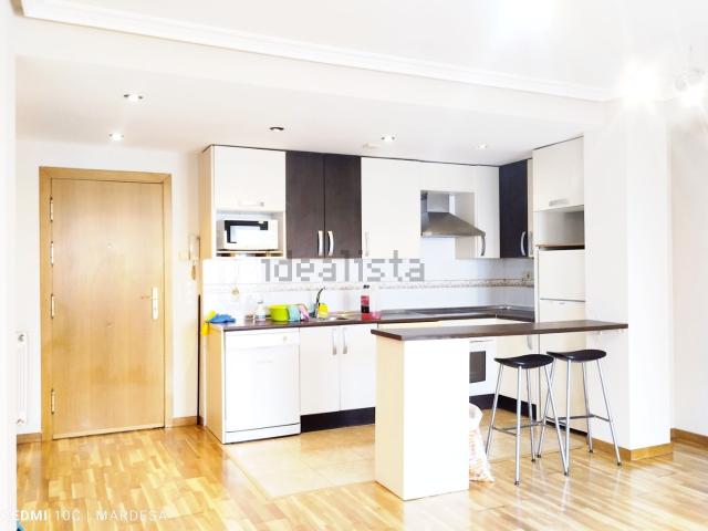 Piso en venta en Castellanos De Moriscos, Urbanización la Almunia