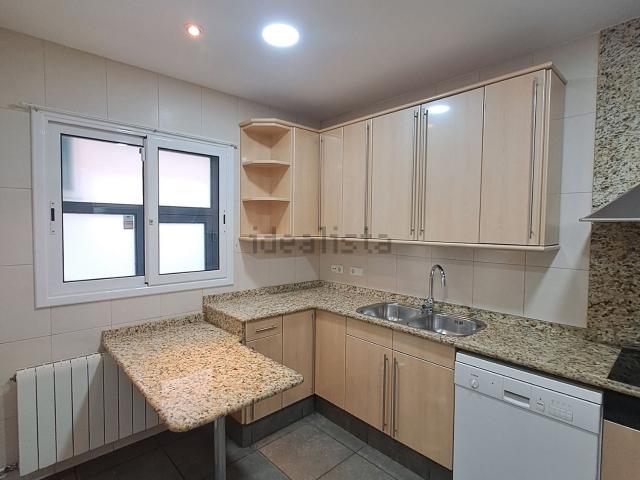 Piso en venta en Santa Teresita, Vallès Occidental