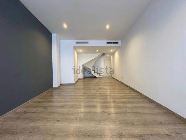 Dúplex en venta en el Castell - Poble Vell, Baix Llobregat