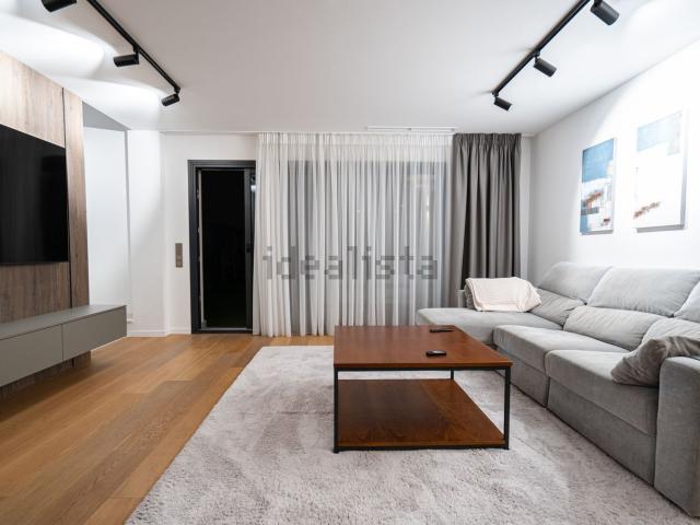 Dúplex en alquiler en Muntanyeta, Castelldefels