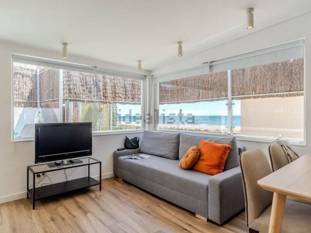 Ático en alquiler en Baixador, Castelldefels