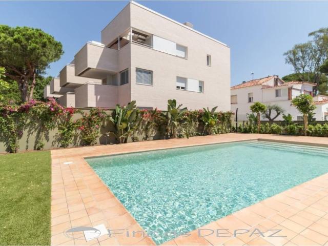 Ático en alquiler en Baixador, Castelldefels