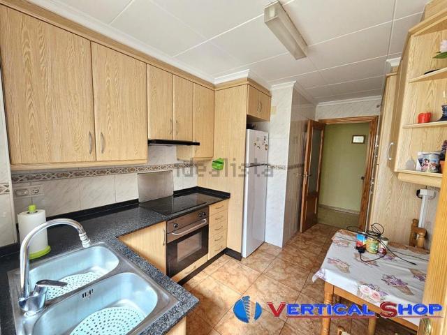 Piso en venta en Caudete, Albacete