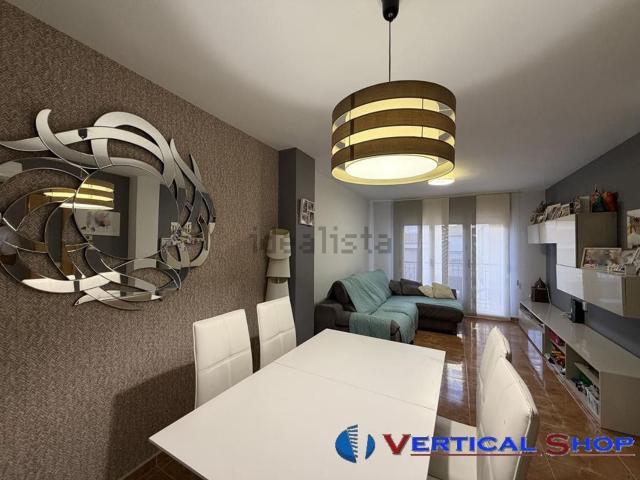 Piso en venta en Caudete, Albacete