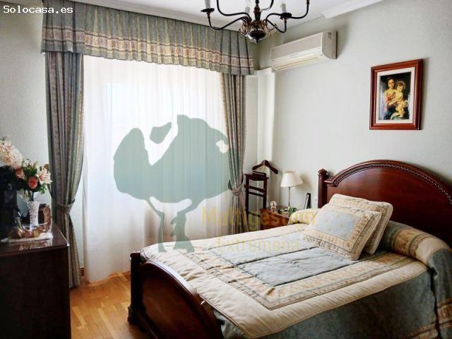 Piso en venta en Margallo, Cáceres