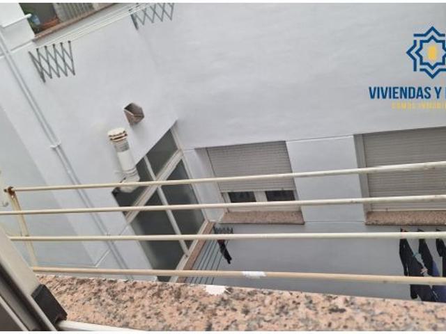 Piso en alquiler en Genil, Granada