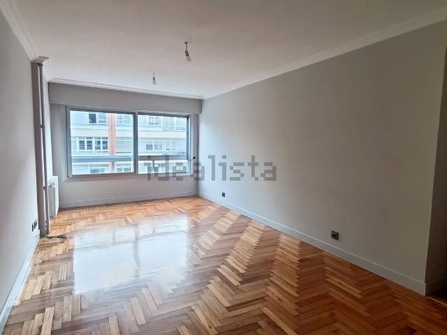 Piso en alquiler en Teis, Vigo