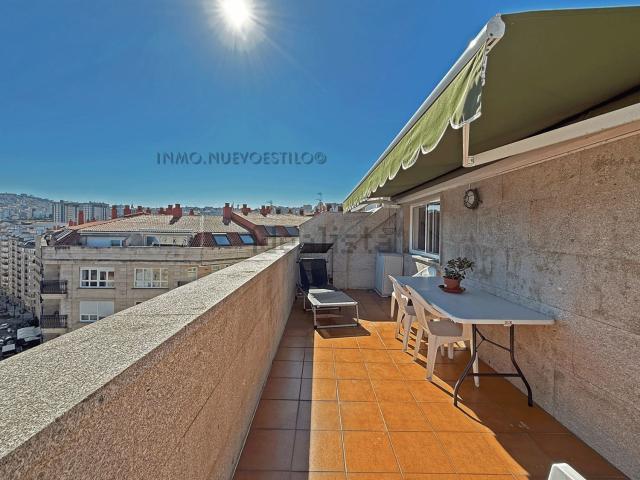 Ático en venta en Santiago de Vigo, Vigo