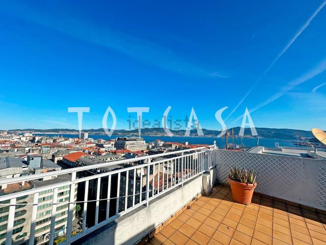 Dúplex en venta en Vigo, Santiago de Vigo