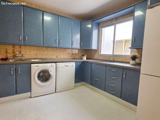 Piso en venta en La Cala del Moral, La Axarquía
