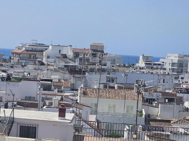 Ático en venta en Barriada Islas Canarias, Costa del Sol Occidental