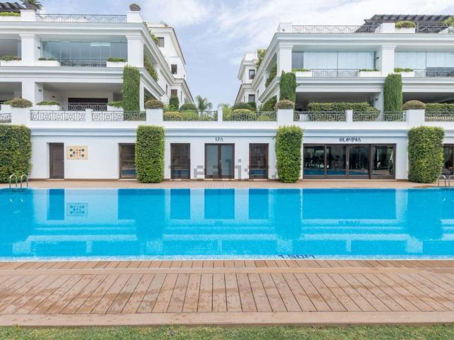 Dúplex en venta en Barriada Islas Canarias, Costa del Sol Occidental