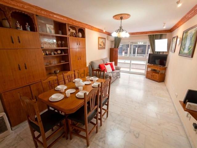 Piso en venta en Barriada Islas Canarias, Costa del Sol Occidental