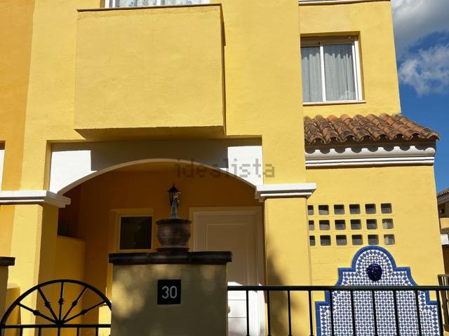 Dúplex en alquiler en Barriada Islas Canarias, Costa del Sol Occidental