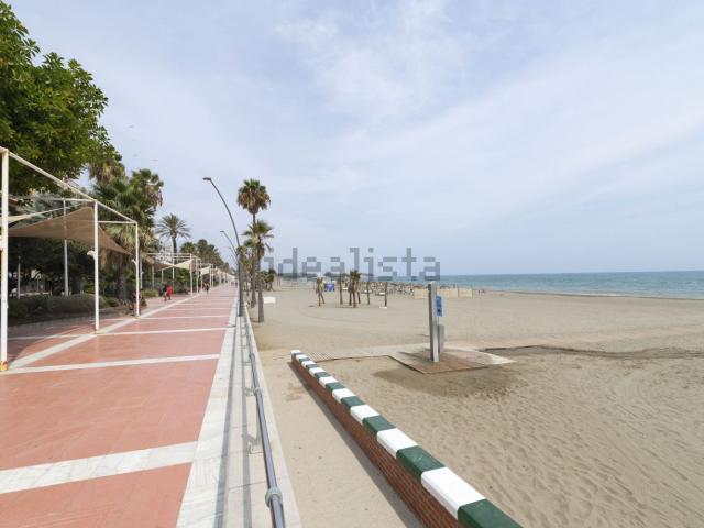 Piso en venta en Barriada Islas Canarias, Costa del Sol Occidental