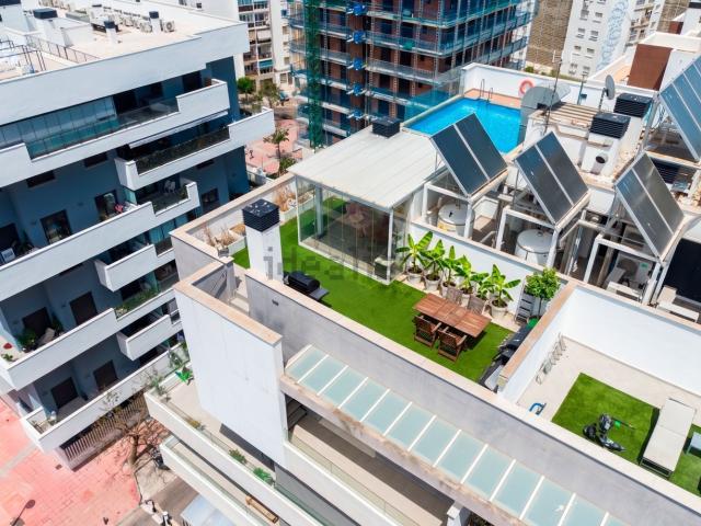 Dúplex en venta en Barriada Islas Canarias, Costa del Sol Occidental
