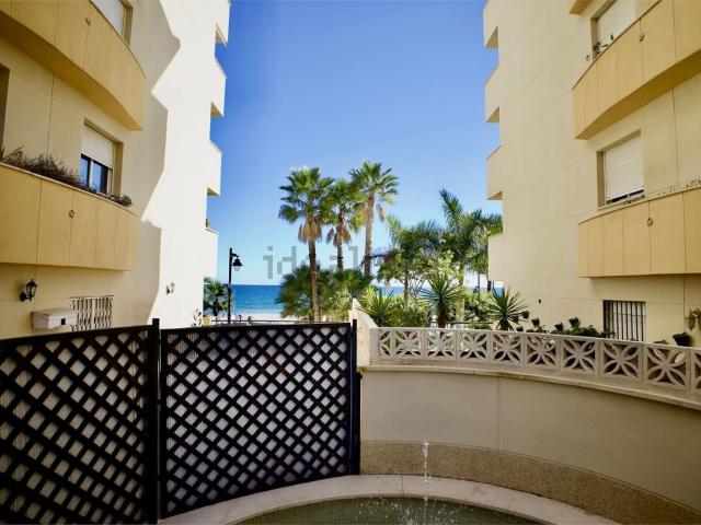 Piso en venta en Barriada Islas Canarias, Costa del Sol Occidental