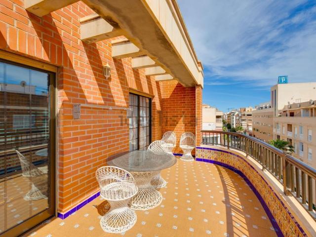 Ático en alquiler en Torrevieja