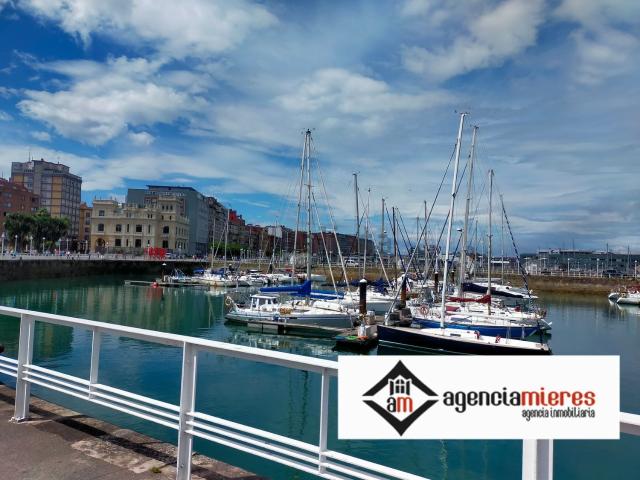 Piso en venta en Gijón, El Carmen