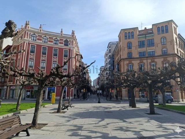 Piso en venta en Los Campos, Gijón