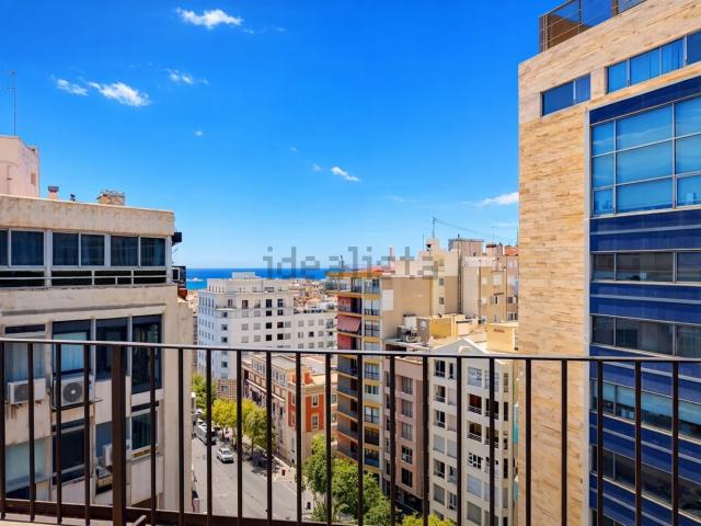 Ático en venta en Centro, l'Alacantí