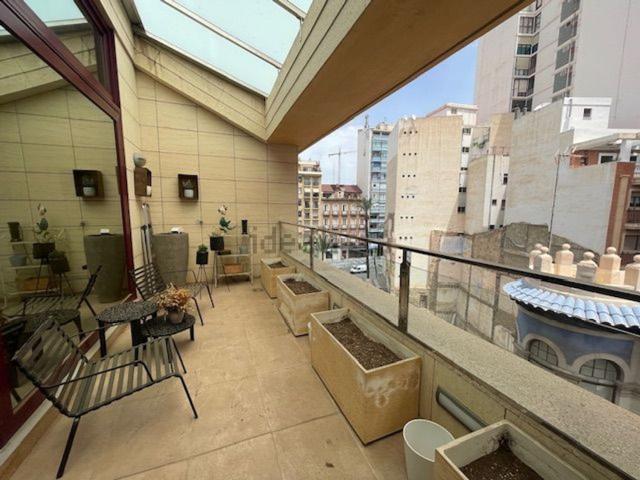 Dúplex en alquiler en Centro, l'Alacantí