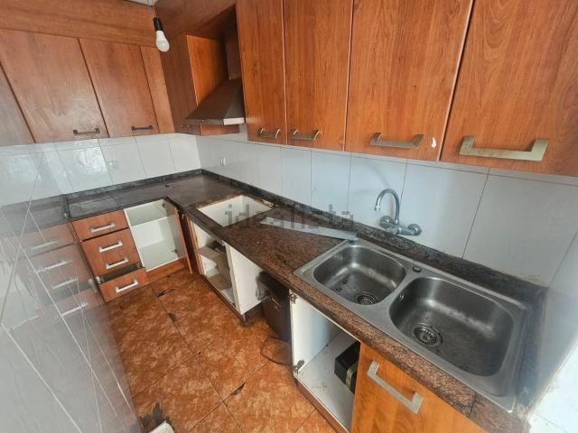 Piso en venta en Cerdanyola Sud, Mataró