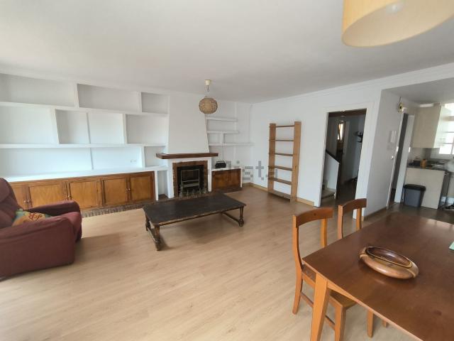 Dúplex en alquiler en Cerrado de Calderón, Málaga