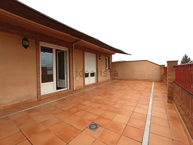 Ático en alquiler en Churriana De La Vega, Granada