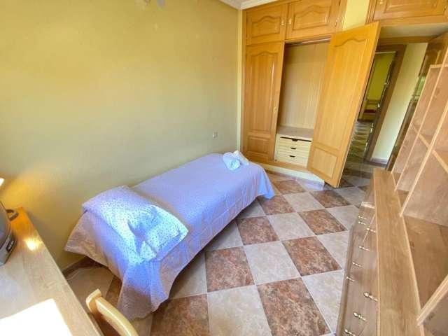 Habitación en alquiler en Puente de Vallecas, Madrid