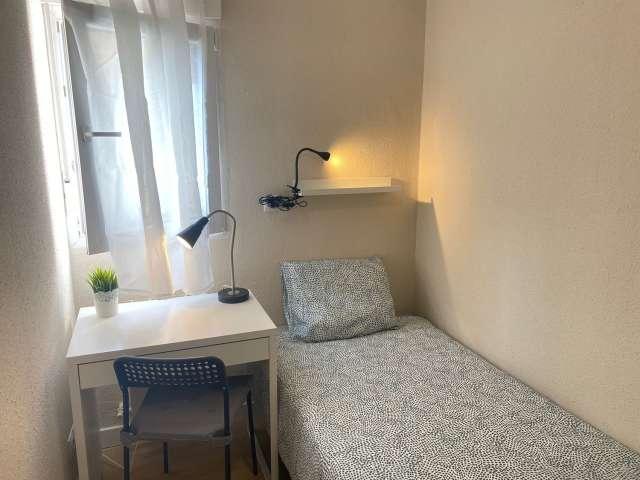 Habitación en alquiler en Puente de Vallecas, Madrid