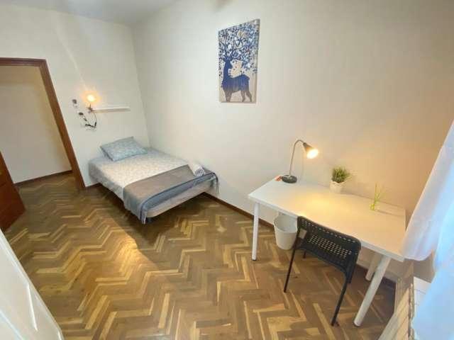 Habitación en alquiler en Puente de Vallecas, Madrid