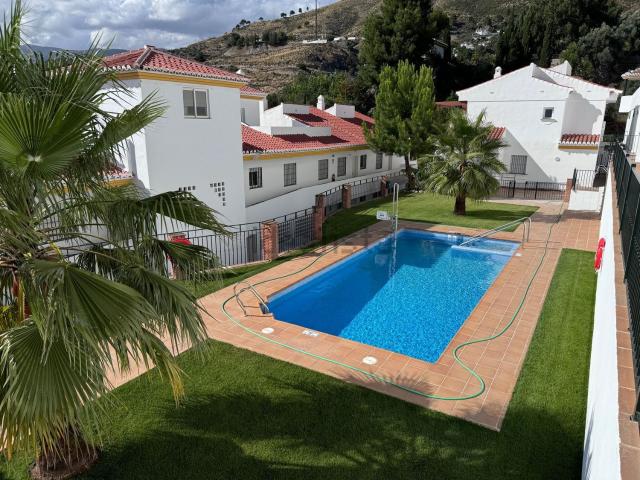 Piso en venta en Cómpeta