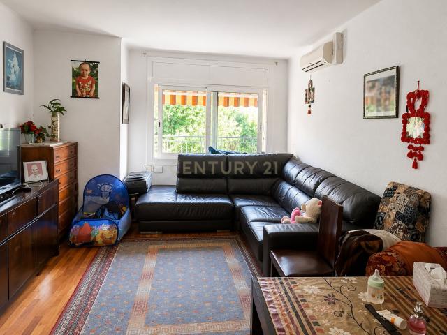 Piso en venta en Cerdanyola, Maresme