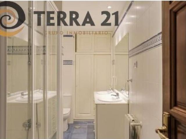 Piso en venta en Las Protegidas, Jaén