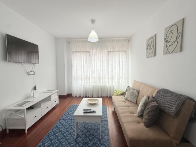 Apartamento en alquiler en Hoz de Anero, Ribamontán Al Monte