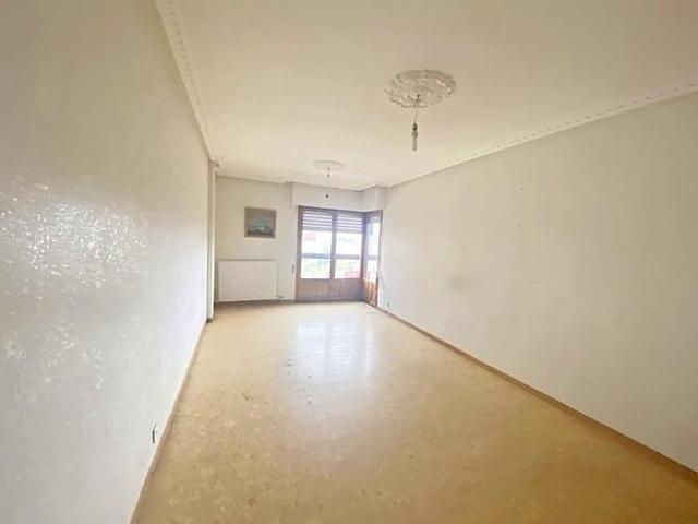 Piso en venta en La Bañeza, Castilla y León
