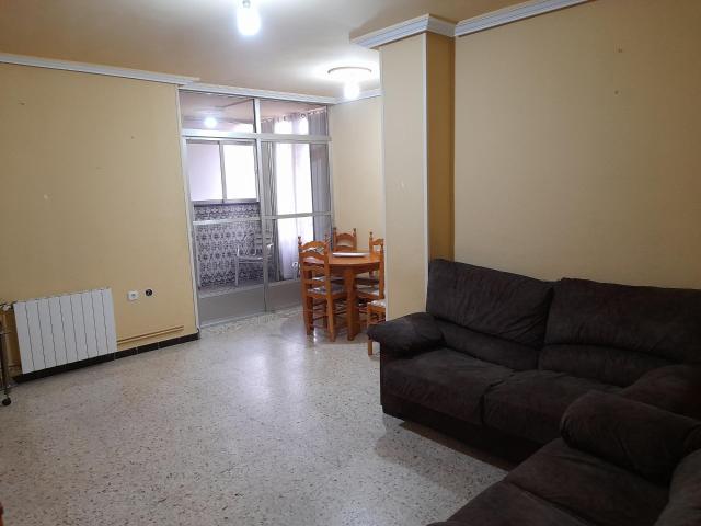 Piso en alquiler en Margallo, Cáceres