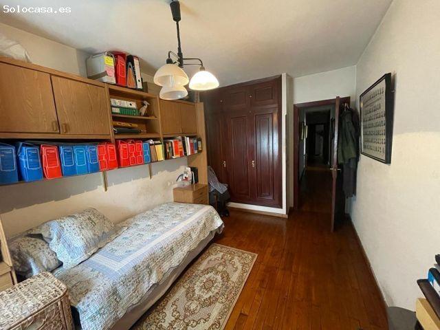Piso en venta en Llamaquique, Oviedo