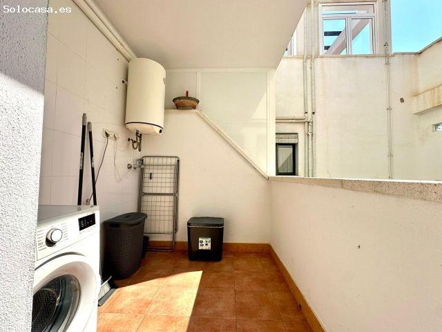 Piso en venta en Retamar, Almería