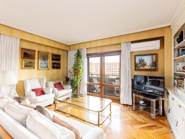 Piso en venta en Chamberí, Madrid