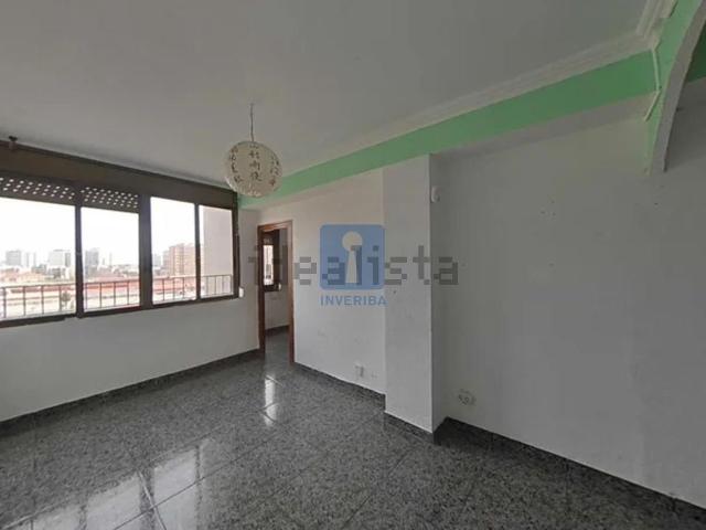 Piso en venta en Cornellà De Llobregat, Sant Ildefons