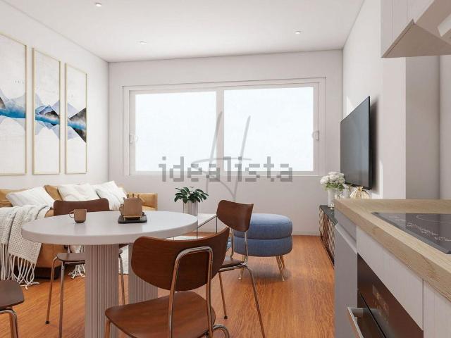 Piso en venta en Almeda, Cornellà De Llobregat