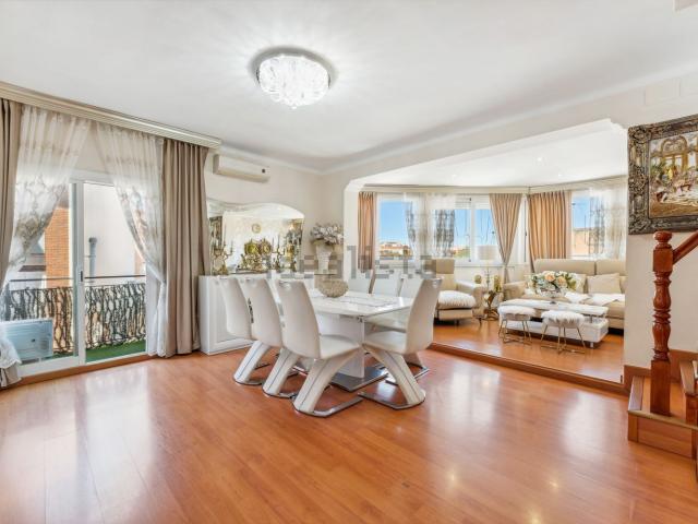 Ático en venta en Cornellà De Llobregat, Riera