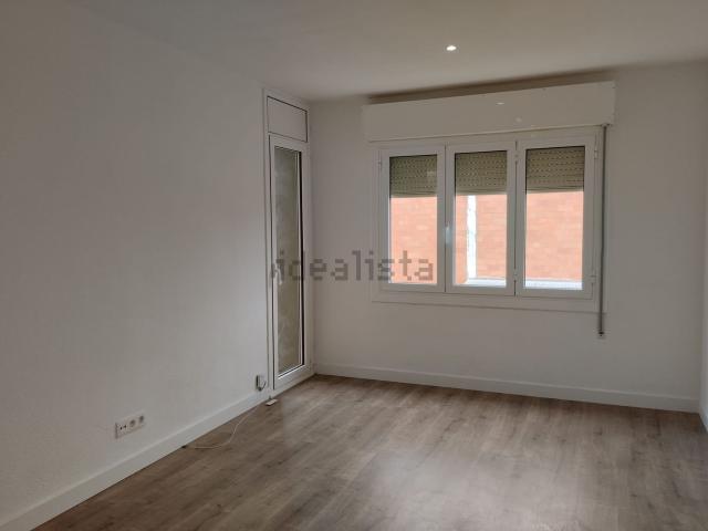 Piso en alquiler en Centre, Cornellà De Llobregat