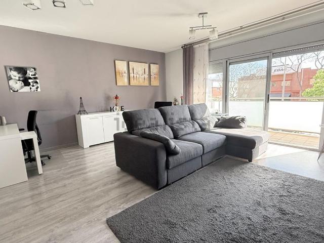 Dúplex en venta en Almeda, Baix Llobregat